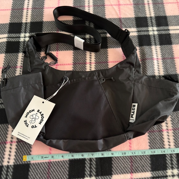 NWT Baboon The The Moon Crescent Crossbody (4.7L) in Black - Picture 2 of 6